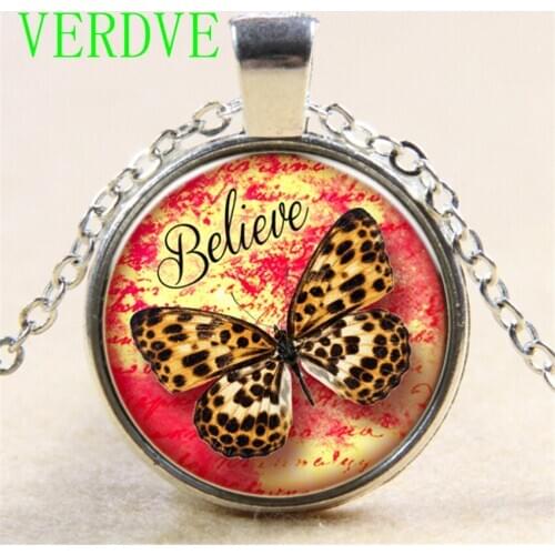 Glamour Butterfly Glass Pendant Necklace Jewelry in Time Europe and New