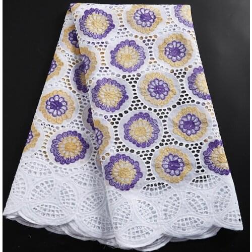 Zhenguiru New High Quality Flower Patten African Fabric Lace 2021 Swiss Voile Lace Nigeria Sewing For Women Wedding Dress A2352