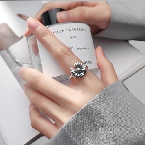 Fashion Female Sunflower Flower Finger Rings For Women Lover Wedding Jewelry Party Trendy Statement Rings Wholesale