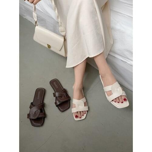 Comfortable Flat Bottom Ladies Slippers Summer New Style Temperament Square Head Fashion Outer Wear Casual Slippers