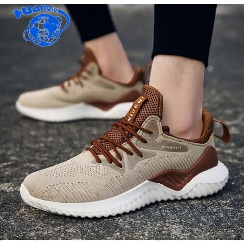 HUANQIU Mens Casual Shoes Autumn Breathable Light Sneakers Footwear Fashion Big Size 46 Zapatillas Krasovki Men Trainers ZLL411
