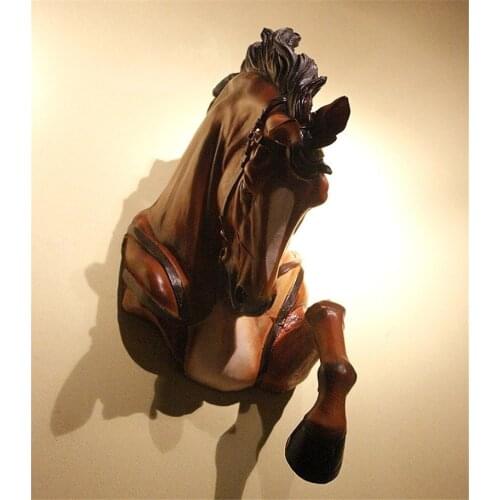 American Country Resin War Horse Head Wall Hanging home Decoration decor Pendant Home Club Bar Retro Decorations gift