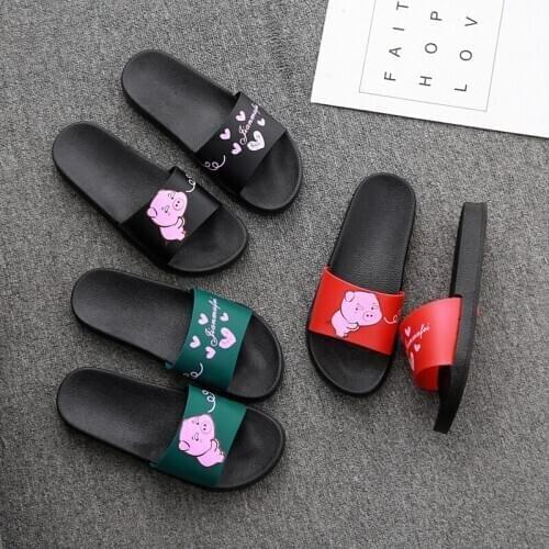 Cartoon Female Slippers Home Non-Slip Cute Little Pig Soft Childrens Bathroom Comfortable Summer Beach Indoor Sandals PVC Shoes
