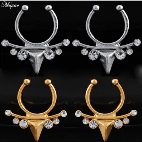 Miqiao 2pcs Fashion New Triangle Tip Cone Clip Nose Ring Non-porous Piercing Jewelry