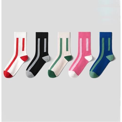 New Original Design Combed Cotton Spring Autumn Stripe Simple Breathable Man Street Fashion Exquisite Craft Medium Crew Socks