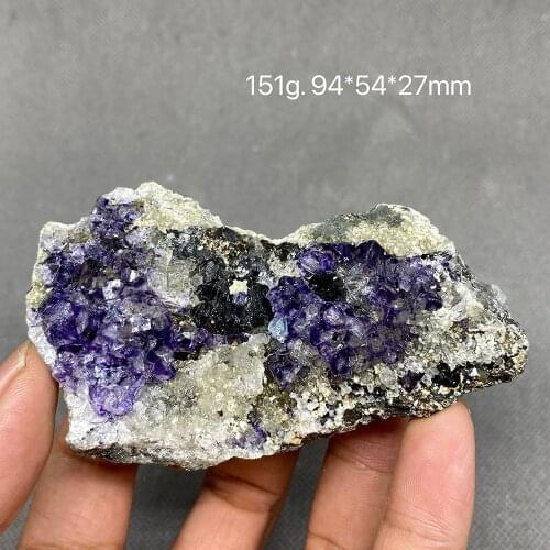 The natural Yaogangxian fluorite ore crystal specimen is very exquisite