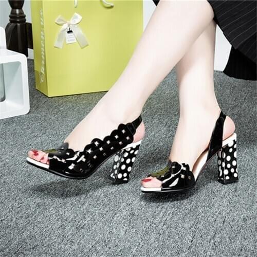 Summer Fashion pumps Women sandals Hollow Square Heels Party Open Toe Shoes Ladie Sandals Plus Size 33-43 sandalias mujer 2019
