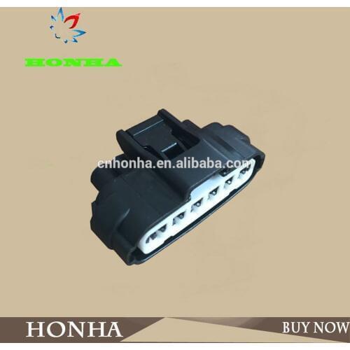 FREE shipping 15sets/lots 6 Pin/Way Female Throttle Plug Housing For Prado Mitsubishi Throttle Connector For 7283-1968-30