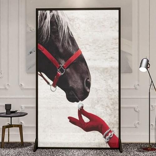 Nordic light luxury art screen partitions the living room entrance door to block the metal mobile screen horse