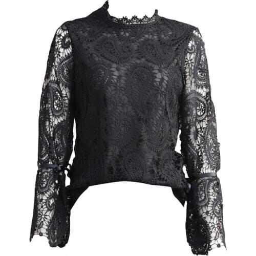 New Stylish Tops Loose Sexy Hollow Design Long Sleeve Fashion Women Lace Blouses for Daily Wear Streetwear Tops