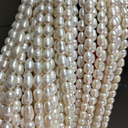 Natural 9-10MM White Rice Freshwater pearl loose Beads 15