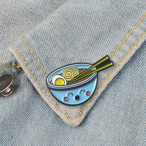 Japanese-style Ramen Enamel Pins Smile Noodle Badges Custom Brooches Pastel Lapel pin Denim Shirt Cartoon Food Jewelry Gift