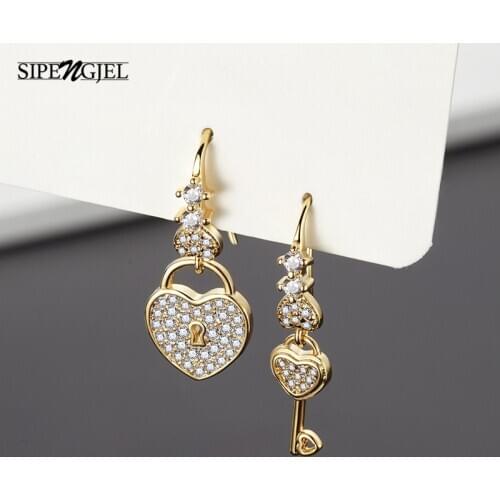 Fashion Gold Color Lock And Key Asymmetric Ear Hook Earrings Love Heart Pendant Earrings For Women Jewelry Accessories