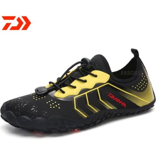 New Daiwa Fishing Water Shoes Men for Women Beach Outdoor Wading Shoes Climbing Shoes Surf Woman Quick-Drying Dawa Fishing Shoes