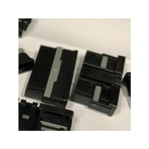 NEW ZG05L2-16S-1.8HU 0.5-30P 30PIN connector