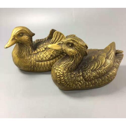 A Pair Hand-carved Pure Copper Mandarin Duck Good Luck Mascots Wedding Decoration Couples Souvenirs Wedding Gifts Metal Crafts