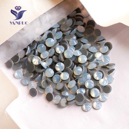 YANRUO 2058HF SS20 4.6-4.8mm White Opal Crystal Diamond Rhinestones Hotfix Dress aplicador de strass Stones For Clothing
