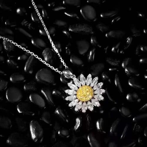 Qyi Jewelry Pendants