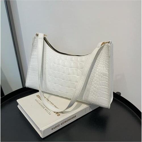 Women Underarm Bag Handbags 2021 Fashion Retro Crocodile Pattern Embossed Small Square Bag Womens one-Shoulder Baguette Bag