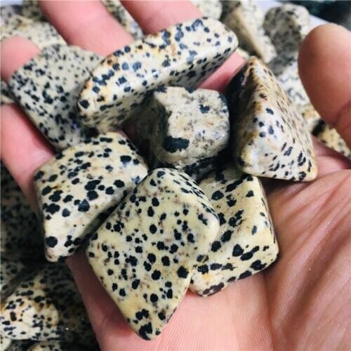 100 g rolling gem natural rock mineral sesame stone crystals are used to heal chakras