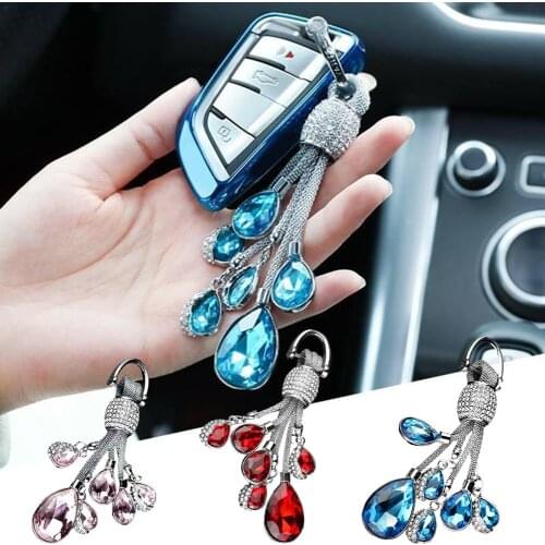 Car Keychain Innovative Crystal Rhinestone Alloy Womens Car Key Pendant Birthday Gift Valentines Gift Car Interior Accessories