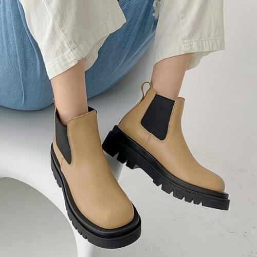 Ochanmeb Chic Womens Chunky Platform Chelsea Boots Designer Slip-ons Low Top Shoes Short Boots Woman 2021 Fall Winter Bootie 43