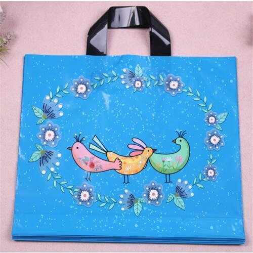 New Blue Fashion Cartoon10pcs/lot 29*35cm HDPE Eco-friendly Party Birthday Wedding Plastic Gift Packaging Bags With Handles