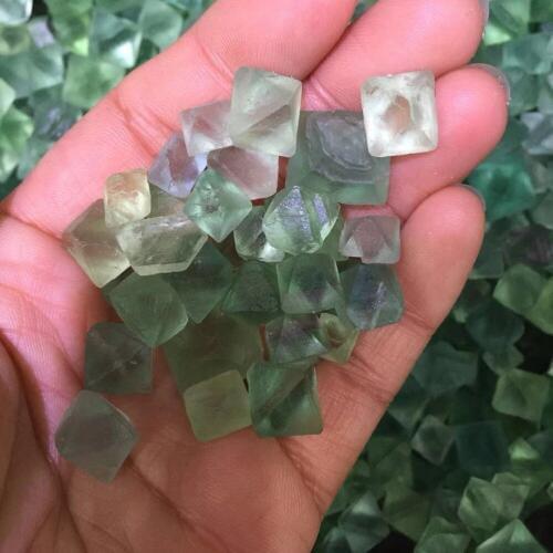 100g small size 100% natural green fluorite Crystal gemstone octahedron Metaphysical chakra Healing rough stone for home decor