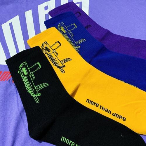 Fashion Cotton Male Female Cartoon Pictures Autumn Winter Socks Funny Cute Harajuku Skateboard Four Seasons