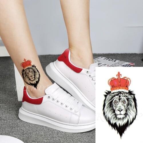 Water Transfer fake tattoo lion with Crown tatto Waterproof Temporary Tattoo flash tatoo for gril woman man 10.5*6 cm