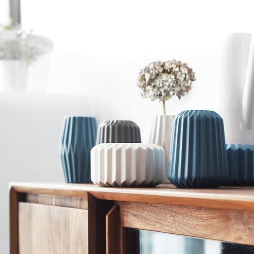 European Style Geometry Ceramic Vase Home Decoration Accessories Modern Tabletop Flower Bottle Creative Wedding Flowerpot or