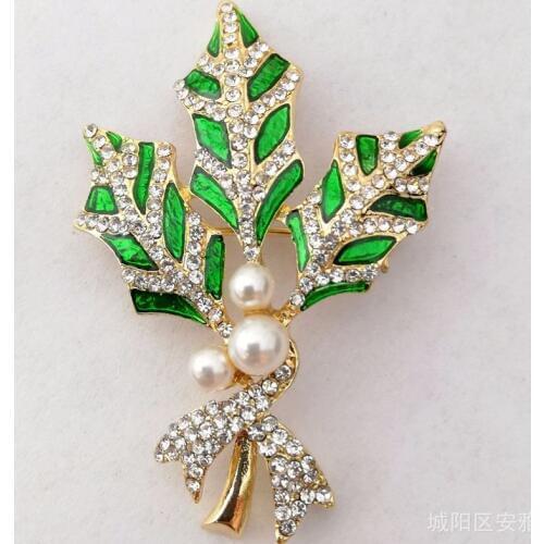 YDGY factory sells antique crystal fashion pearl brooch high-grade creative alloy wholesale