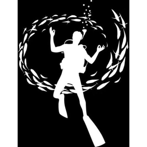 13.4*17.6CM Interesting Scuba Diver Mask Water Deep Dive Fish Car Sticker Vinyl Decor
