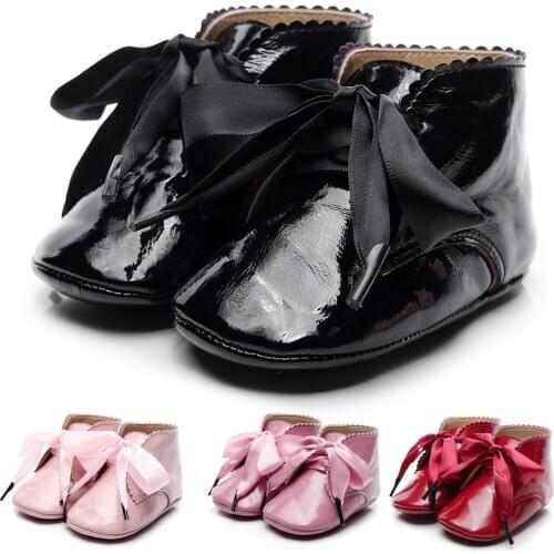 Patent Leather Girls Prewalker Soft Sole Leather Baby Shoes Boots Cartoon Shoes First Walkers Shoes Booties Пинетки Для Малышей