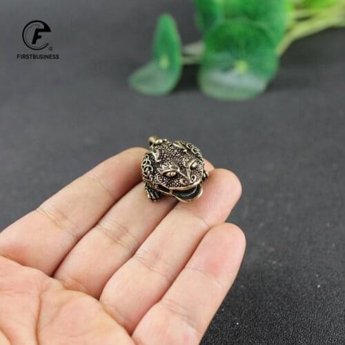 Copper Chinese Mythical Animal Lucky Toad Bell Key Chains Pendant Retro Brass Avoid Evil Feng Shui Charm Men Car Keyring