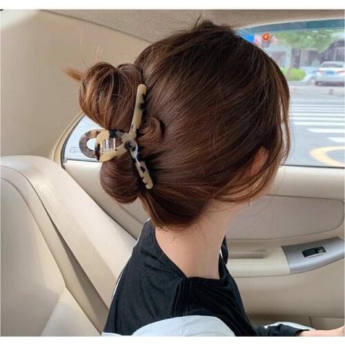 2021Fashion Leopard Print Hair Claws Geometric Hair Clamp Grab Hair Styling Hair Clips for Women Girls Hairpin Hair Accessories