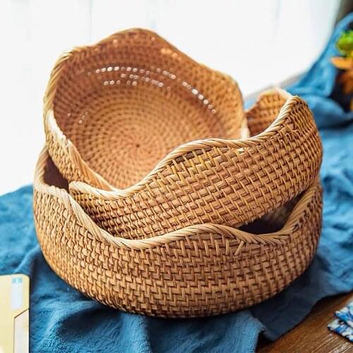 Handmade Rattan Basket Food Storage Tray Woven Picnic Basket Bread Fruit Basket Storage Display Baskets Plant Basket Gift Basket