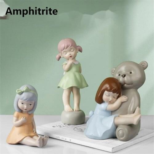 Long Nordic Beautiful Bear And Rabbit Girl Art Sculpture Animal Figure Resin Craft Garden Decoration For Home Wedding Present