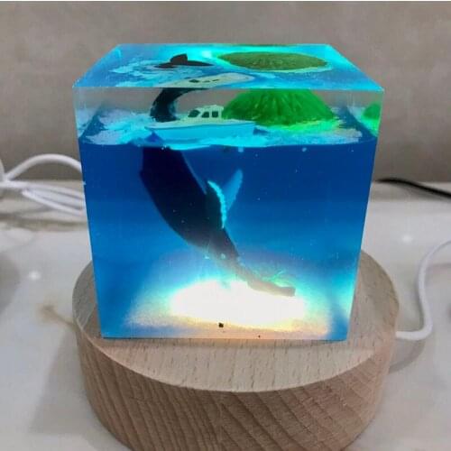 Handmade Marine Ocean Whale Big Whale Island Resin Decoration Creative Night Light Cultural Products Birthday Gift Girl