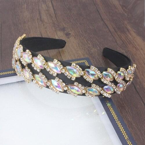 Fashionable effulge Rhinestone Retro Palace Baroque Headdress Crown Luxury White Pink Hairband Card Wedding Hair Accessories