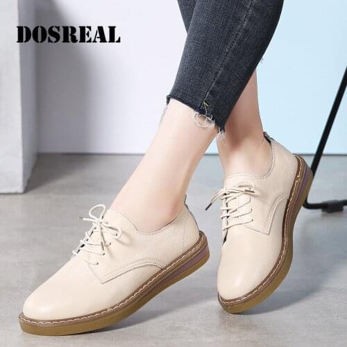 High quality Womens Oxford Shoes Flat Patent Leather Brogue Womens Shoes Loafers Black Plus Velvet Womens British Style Shoes