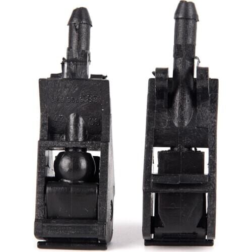 2pcs Sprinkler Head Car Windshield Wiper Nozzle Washer Fan Shaped Water Spray for Passat B5 Golf Old Bora 4 MK4 Polo
