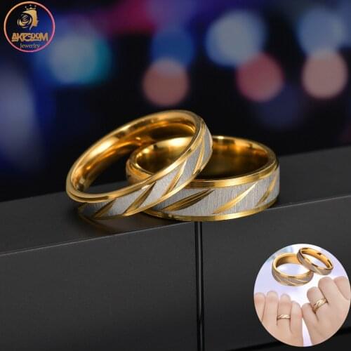 Akizoom 6mm Stainless Steel Lovers Couple Rings Golden Wave Pattern Wedding Promise Ring for Women Men Engagement Jewelry