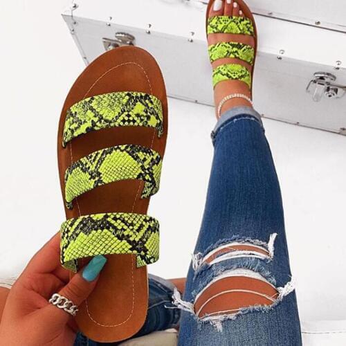 Snake totem three-layer non-slip outdoor slippers 2019 women fashion wild wild beach shoes sandals flat bottom ladies slippers