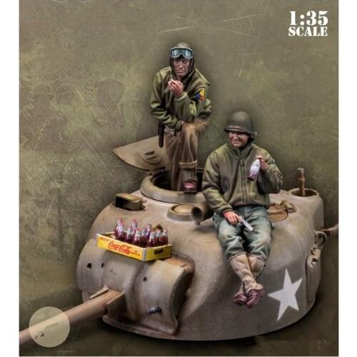 1/35 Resin Figure Model Kits TANK & COKE Unassambled Unpainted S120
