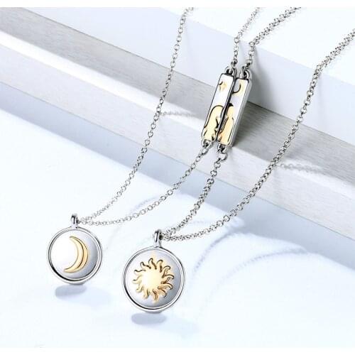 2 Pieces/Set Magnetic Couple Necklace Fashion Wedding Bride Bridegroom Jewelry Sun Moon Necklace Anniversary for Best Friends