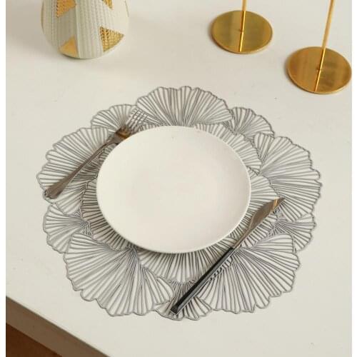Hollow Placemat Eco-friendly Wear Resistant PVC Thermal Insulated Table Placement Mat for Home