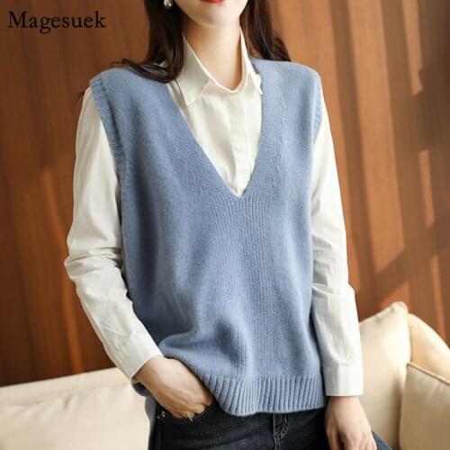 Autumn Winter Knitted Women Sweater Vest 2021 New V-neck Loose Jumper Vest Sweaters Women Soft Sleeveless Pullover Sweater 16360