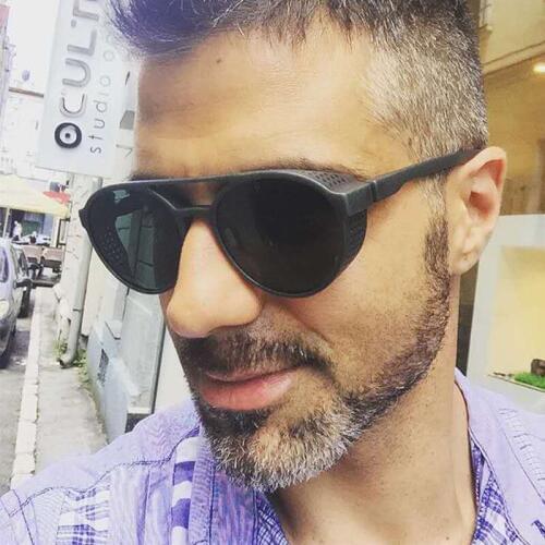 2018 Steampunk Fashion Oval Sunglasses Women Men Vintage Black Unsiex Frame Punk Style UV400 Sun Glasses Classic Goggle Glasses