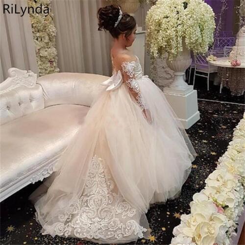 Flower Girl Dress For Wedding Tulle Long Sleeve Ball Gown Lace Appliques Little Gowns Girls First Holy Communion Dresses